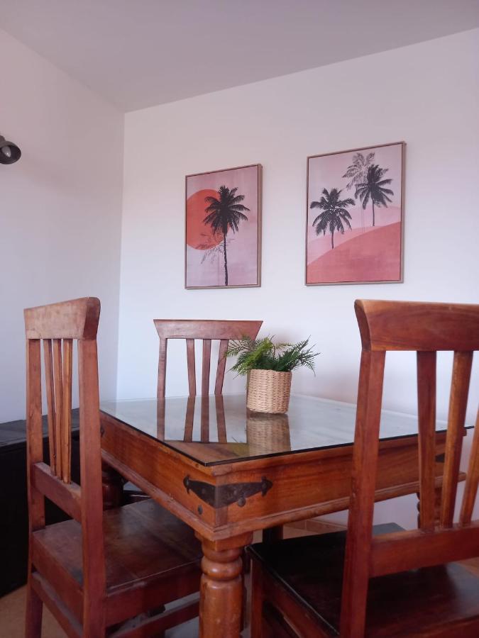 Adamsurfcom Apartment Corralejo Luaran gambar